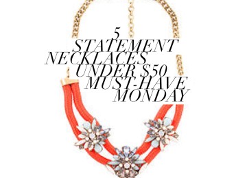 Statement necklace